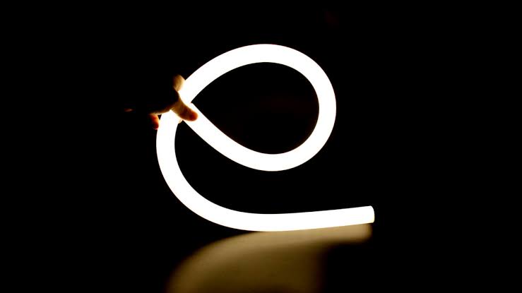 Decorative Fixture – Flexa and Flexy
